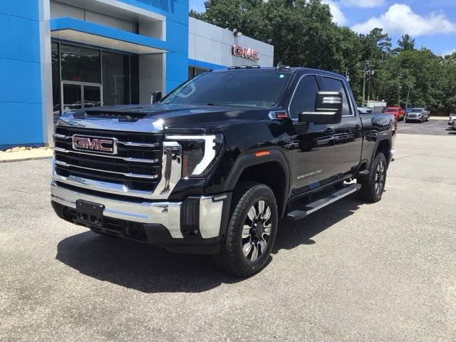 Used 2025 GMC Sierra 2500 SLE w/ Preferred Package AWD/4WD image 2
