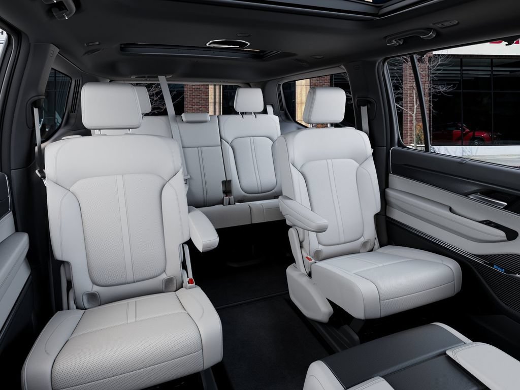 New 2026 Jeep Grand Wagoneer Summit AWD/4WD image 15