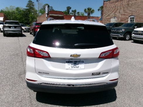 Used 2018 Chevrolet Equinox Premier image 4