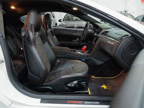 Used 2013 Maserati GranTurismo MC RWD image 37
