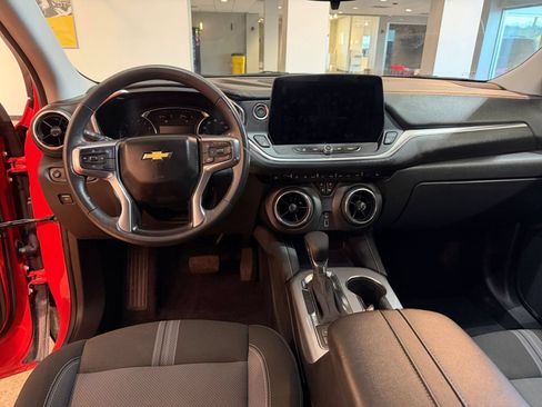Used 2026 Chevrolet Blazer LT FWD image 34