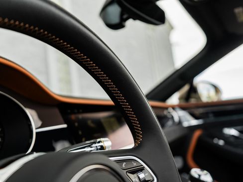 Used 2025 Bentley Continental GT Speed image 33