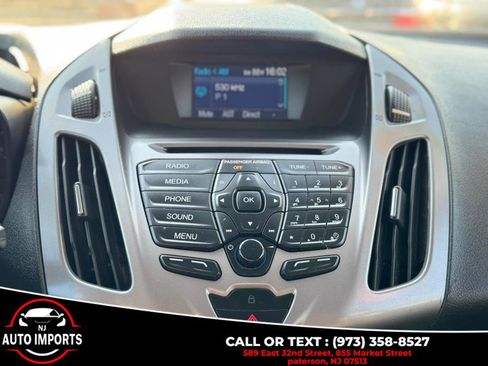Used 2014 Ford Transit Connect XLT image 31