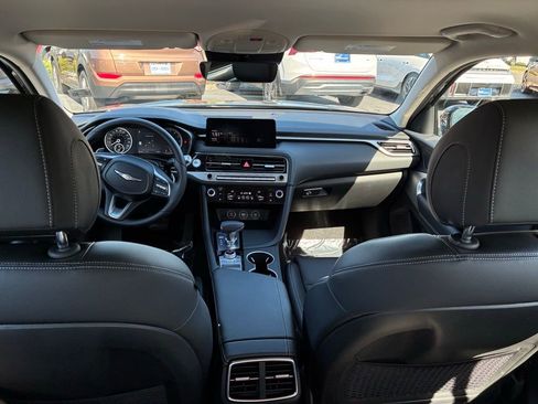 Used 2025 Genesis G70 2.5T image 15