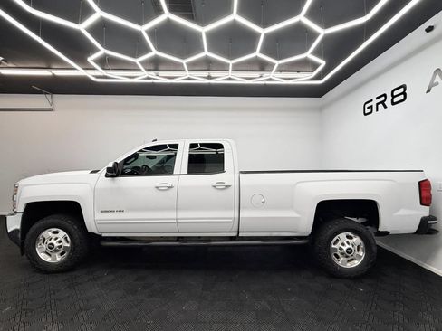 Used 2015 Chevrolet Silverado 2500 LT RWD image 4