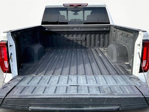 Used 2021 GMC Sierra 1500 AT4 w/ AT4 Value Package image 18