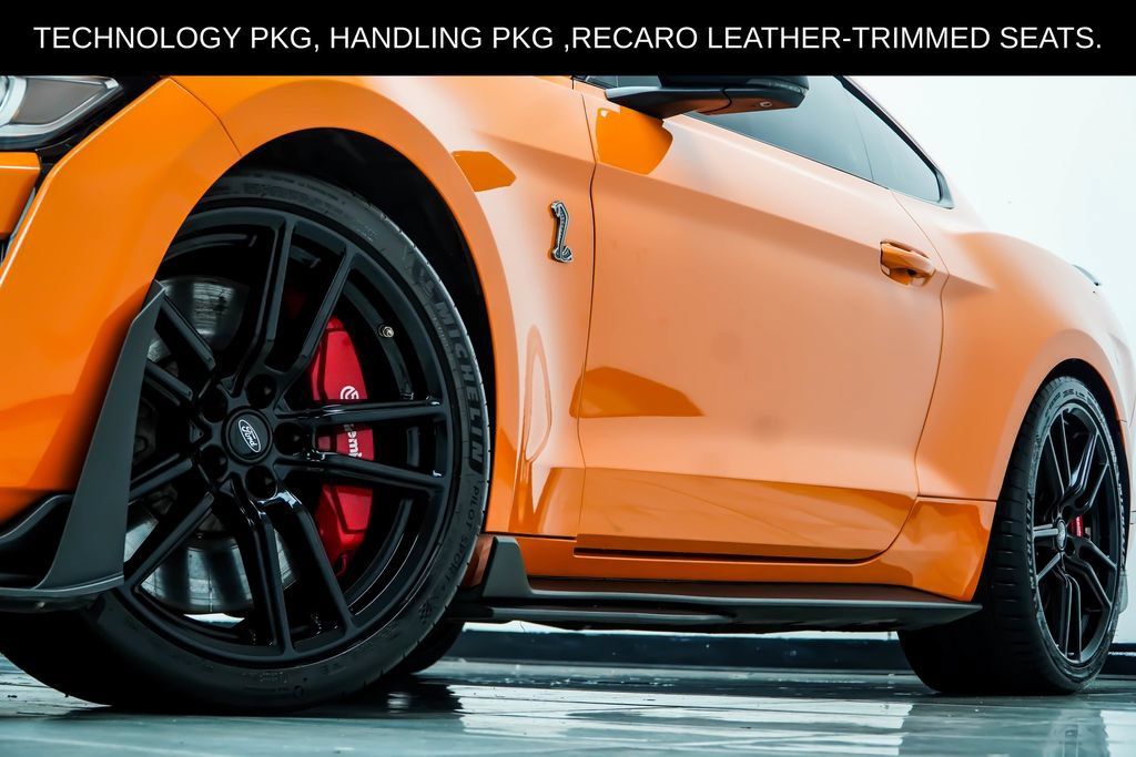 Used 2021 Ford Mustang Shelby GT500 w/ Technology Package RWD image 4
