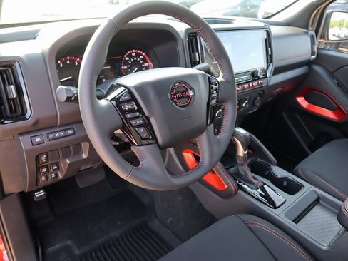 New 2025 Nissan Frontier PRO-4X image 13