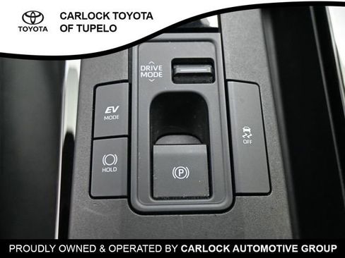 Used 2024 Toyota Prius XLE image 15