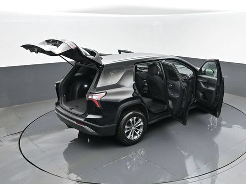 Used 2025 Chevrolet Equinox LT AWD/4WD image 30