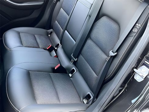 Used 2019 INFINITI QX30 Premium w/ Navigation Package image 20