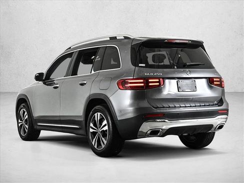 New 2026 Mercedes-Benz GLB 250 4MATIC image 8