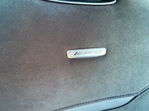 Used 2025 Mercedes-Benz GLC 43 AMG 4MATIC image 33