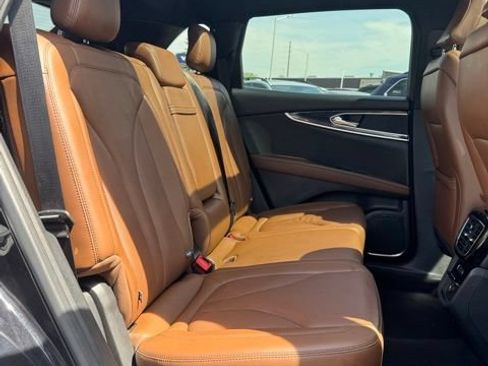Certified 2022 Lincoln Nautilus Reserve AWD/4WD image 28