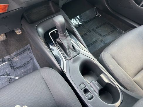 Used 2024 Toyota Corolla LE image 16