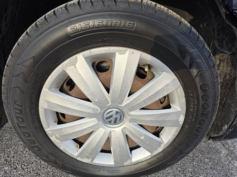 Used 2013 Volkswagen Passat 2.5 S image 28