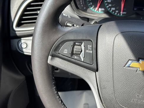 Used 2019 Chevrolet Trax LT w/ LT Convenience Package AWD/4WD image 26