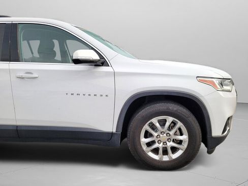 Used 2019 Chevrolet Traverse LT image 19