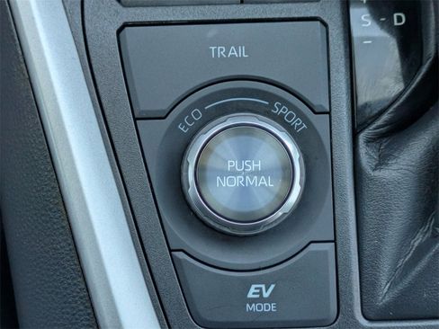 Used 2023 Toyota RAV4 XSE image 27