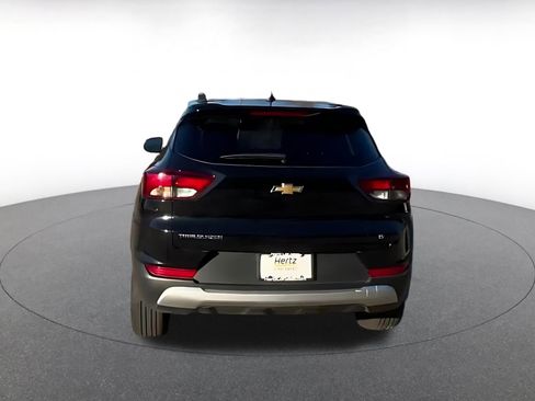 Used 2025 Chevrolet TrailBlazer LT image 12