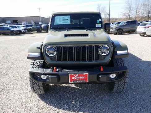 New 2026 Jeep Gladiator Mojave AWD/4WD image 8