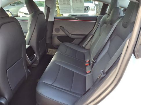 Used 2025 Tesla Model 3 Long Range image 11