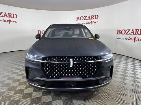 Used 2024 Lincoln Nautilus Reserve w/ Equipment Group 203A image 2