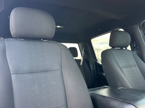 Used 2019 Ford F150 XLT w/ Equipment Group 302A Luxury AWD/4WD image 16