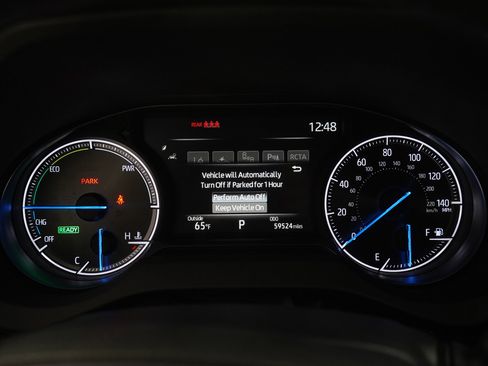 Used 2023 Toyota Venza XLE image 18