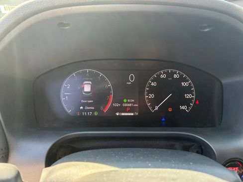 Used 2025 Honda HR-V LX image 15