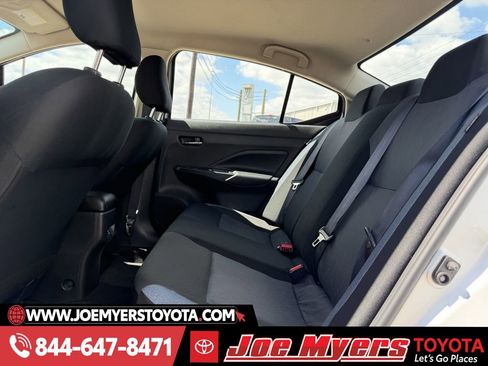 Used 2025 Nissan Versa SV image 26