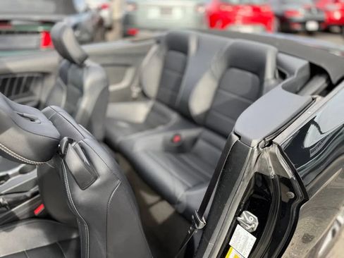 Used 2016 Ford Mustang Premium image 36