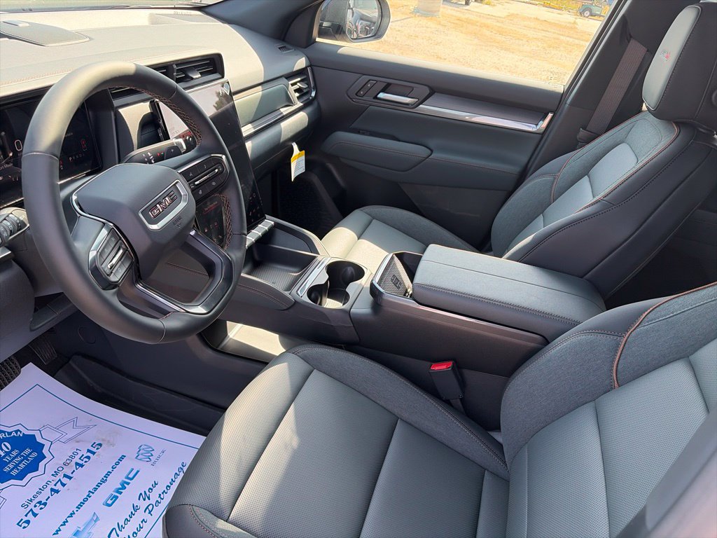 New 2027 GMC Terrain AT4 w/ LPO, Black Badging Package AWD/4WD image 16