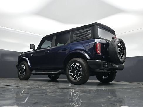 Used 2021 Ford Bronco Outer Banks AWD/4WD image 46
