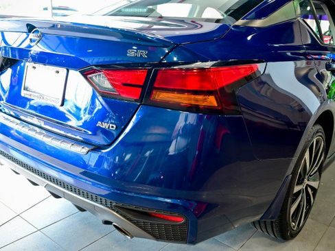 Used 2019 Nissan Altima 2.5 SR AWD/4WD image 13