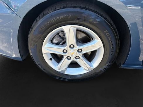 Used 2024 Chevrolet Malibu LT FWD image 11