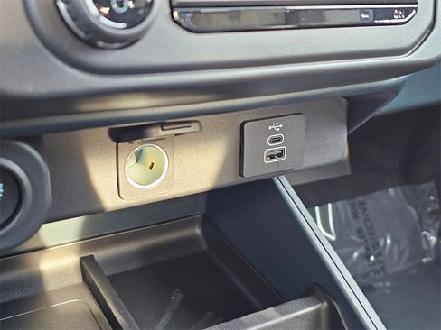 New 2025 Ford Maverick XLT w/ Black Appearance Package image 36