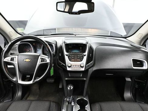 Used 2017 Chevrolet Equinox LT w/ Convenience Package FWD image 23