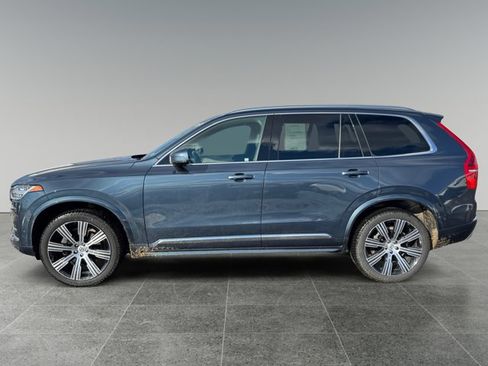 Used 2021 Volvo XC90 T6 Inscription w/ Lounge Package image 2