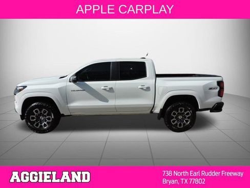 Used 2025 Chevrolet Colorado Z71 w/ Technology Package AWD/4WD image 7