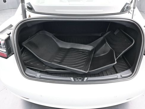 Used 2021 Tesla Model 3 Standard Range Plus RWD image 33