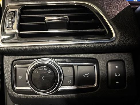 Used 2021 Lincoln Navigator Reserve AWD/4WD image 28