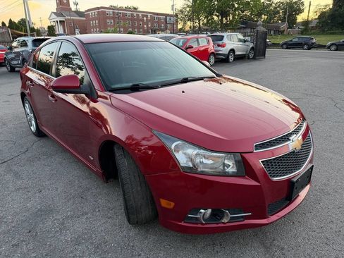 Used 2013 Chevrolet Cruze LTZ FWD image 4