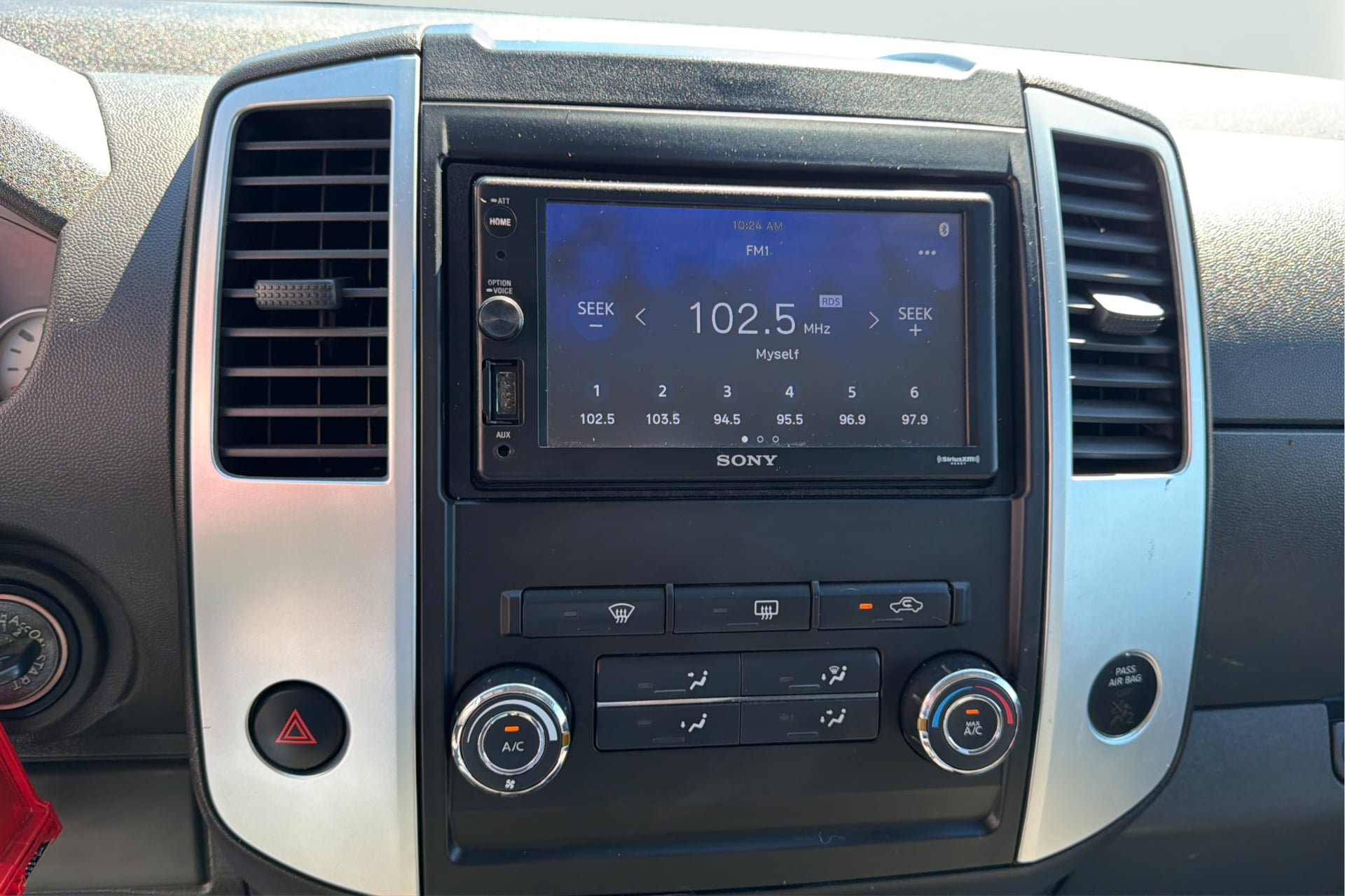 Used 2011 Nissan Xterra PRO-4X AWD/4WD image 25