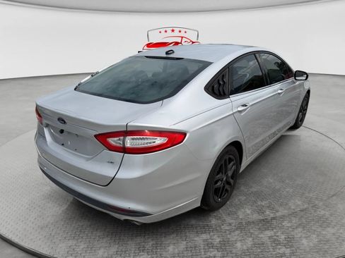 Used 2013 Ford Fusion SE FWD image 7