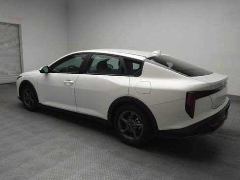 Used 2025 Kia K4 FWD image 3