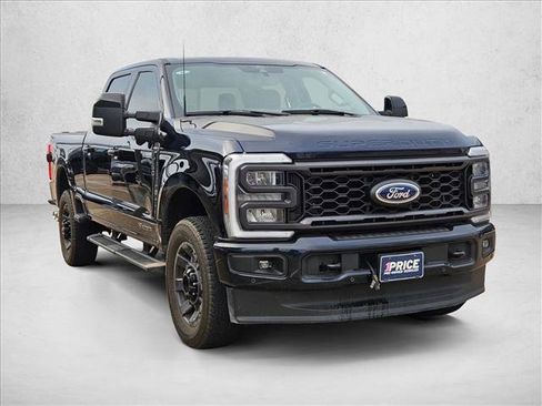 Certified 2024 Ford F250 Lariat w/ Lariat Ultimate Package image 3