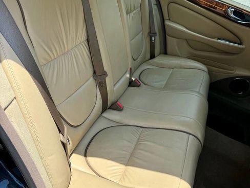 Used 2006 Jaguar XJ Vanden Plas image 26