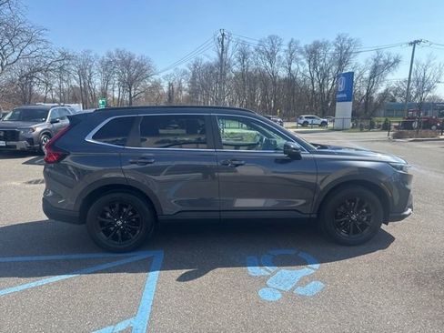 Used 2023 Honda CR-V Sport image 9
