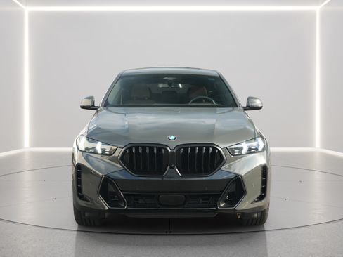 Used 2026 BMW X6 xDrive40i w/ Executive Package AWD/4WD image 12